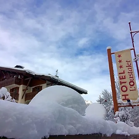 Hotel Oustalet 3*