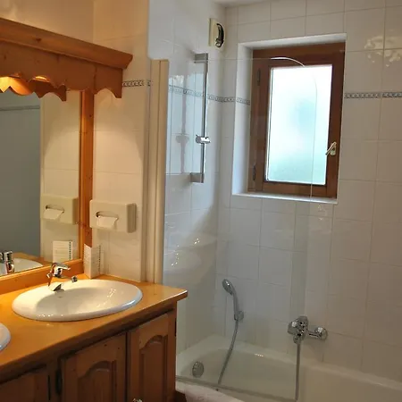 Otel Oustalet