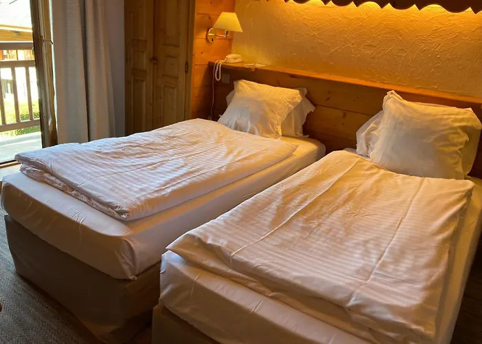 Oustalet Готель