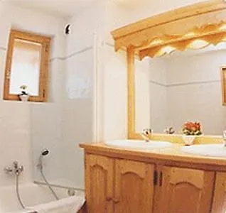 奥斯塔雷酒店 酒店 3*